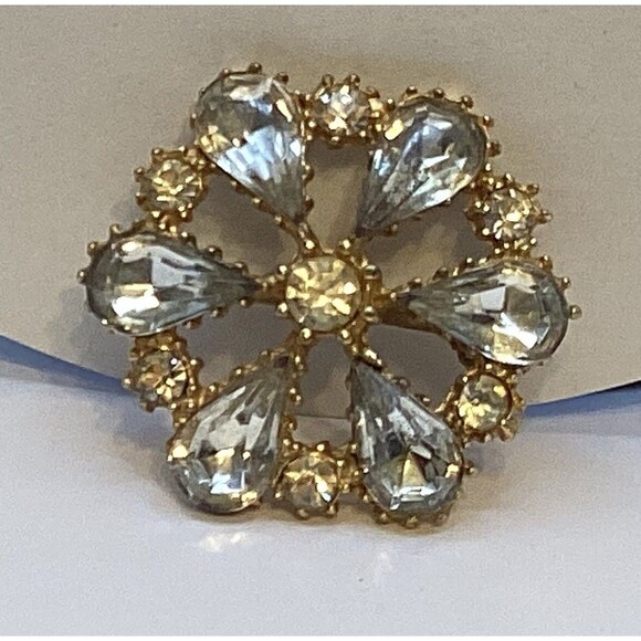 Rhinestone Vintage Brooch Pin Pear and Round Stones Round Flower 1.5in - Picture 4 of 5